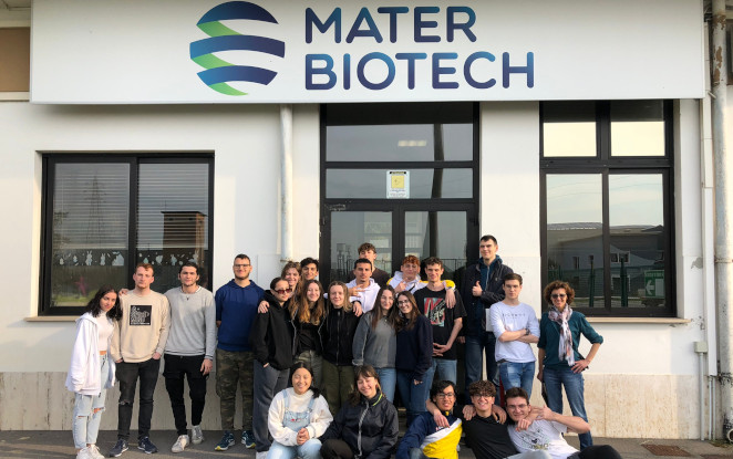 Torna Scuola@Novamont: 147 studenti in visita allo stabilimento Mater-Biotech